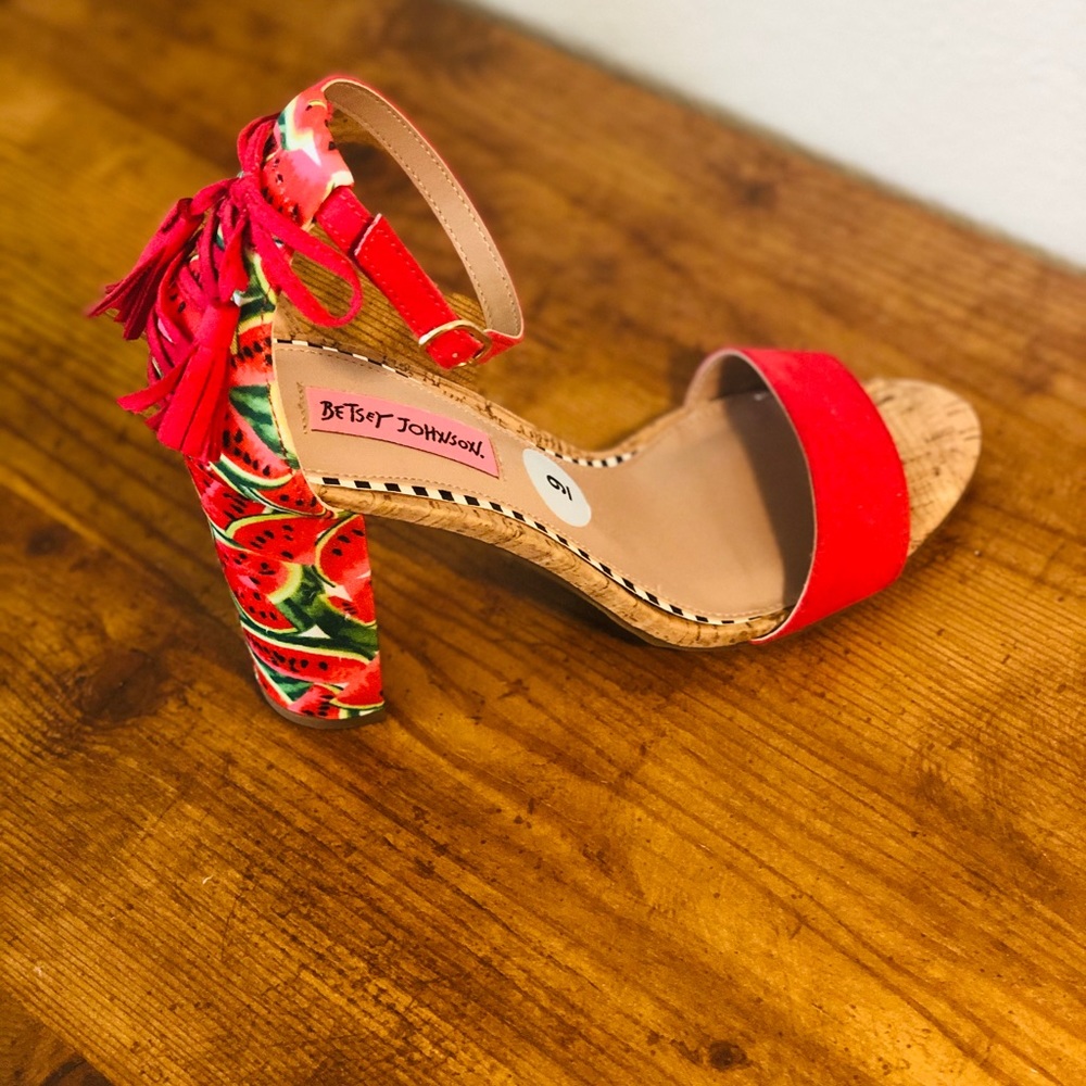 Betsy Johnson Pink with Watermelon heels 9
